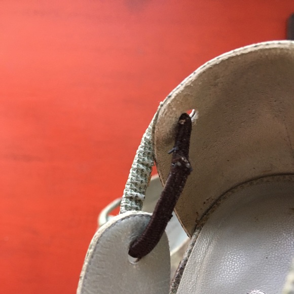 Vintage Gucci heels - Picture 5 of 8